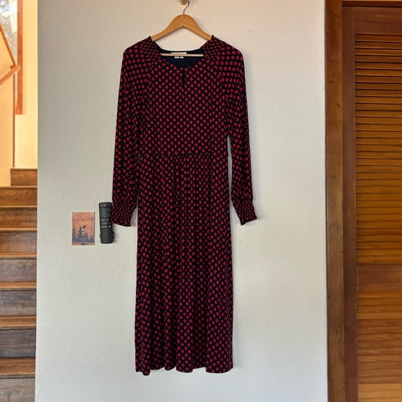 Boden Long Sleeve Dress Navy Blue with Red Flower Design, size 8R - Picture 1 of 9